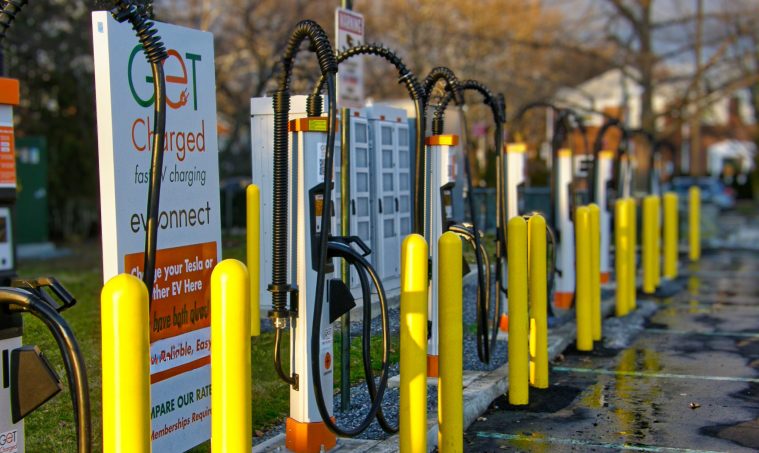 Glen Oaks EV Charging Station